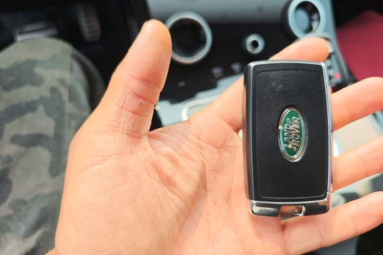 Used Land Rover Range Evoque 2023 Aurora L 249 PS Luxury Edition Vehicle Key