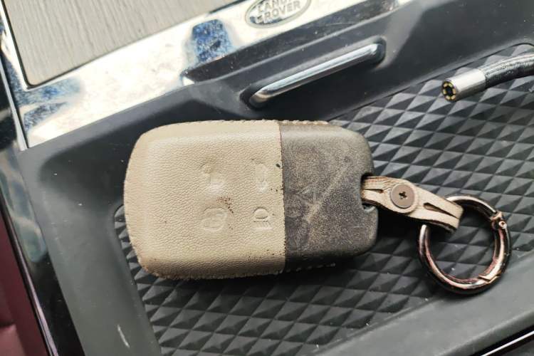 Used Land Rover Range Evoque 2023 Aurora L 249 PS Luxury Edition Vehicle Key