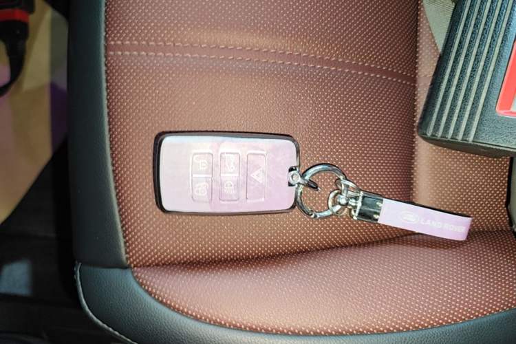 Used Land Rover Range Evoque 2023 Aurora L 249 PS Luxury Edition Vehicle Key