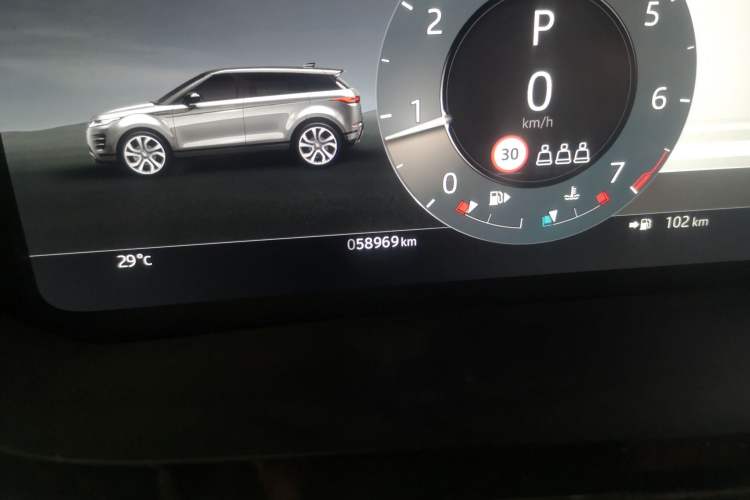 Used Land Rover Range Evoque 2023 Aurora L 200PS Elite Edition Odometer Close Up