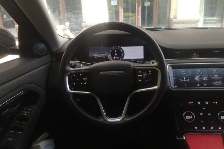 Used Land Rover Range Evoque 2023 Aurora L 200PS Elite Edition Steering Wheel