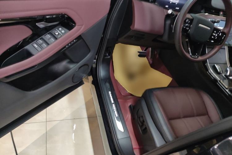 Used Land Rover Range Evoque 2024 Aurora L 249 PS Prestige Light-Chasing Edition Driver Seat