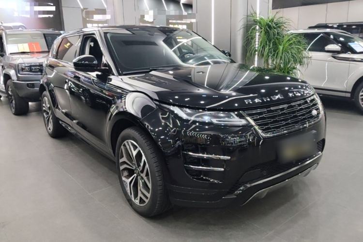 Used Land Rover Range Evoque 2024 Aurora L 249 PS Prestige Light-Chasing Edition Front Right 45 Deg