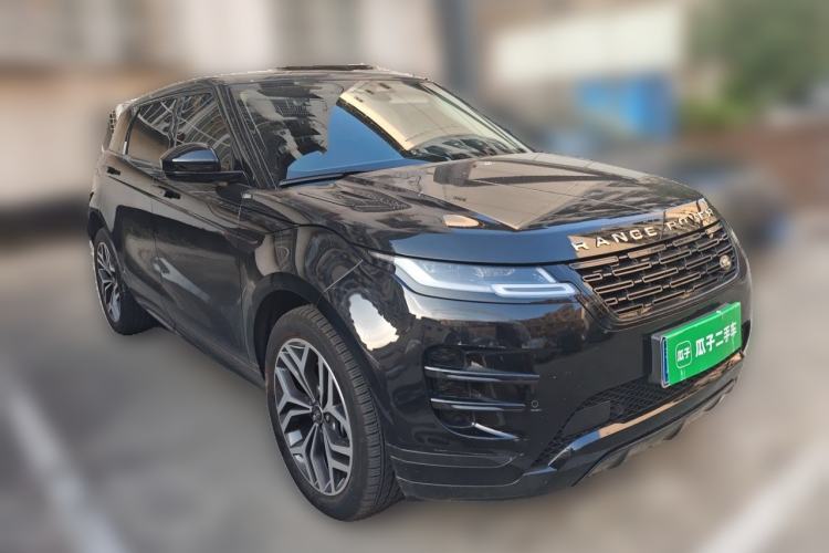 Used Land Rover Range Evoque 2024 Aurora L 249 PS Prestige Light-Chasing Edition Front Right 45 Deg