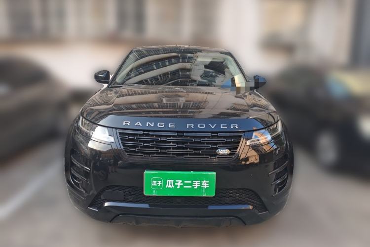 Used Land Rover Range Evoque 2024 Aurora L 249 PS Prestige Light-Chasing Edition Front