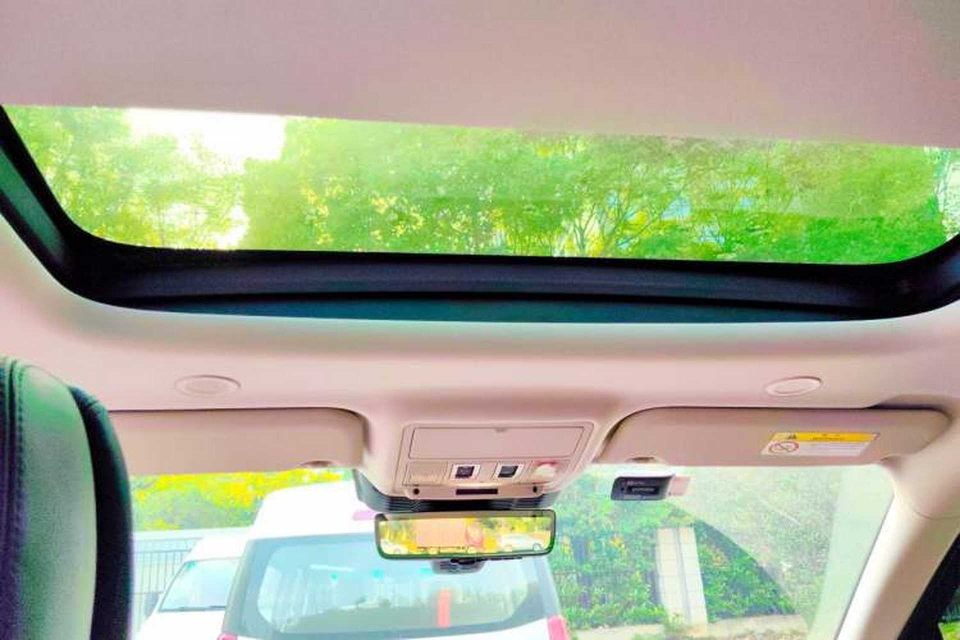 Used Land Rover Range Evoque 2024 Aurora L 249 PS Glowing Limited Edition Headliner