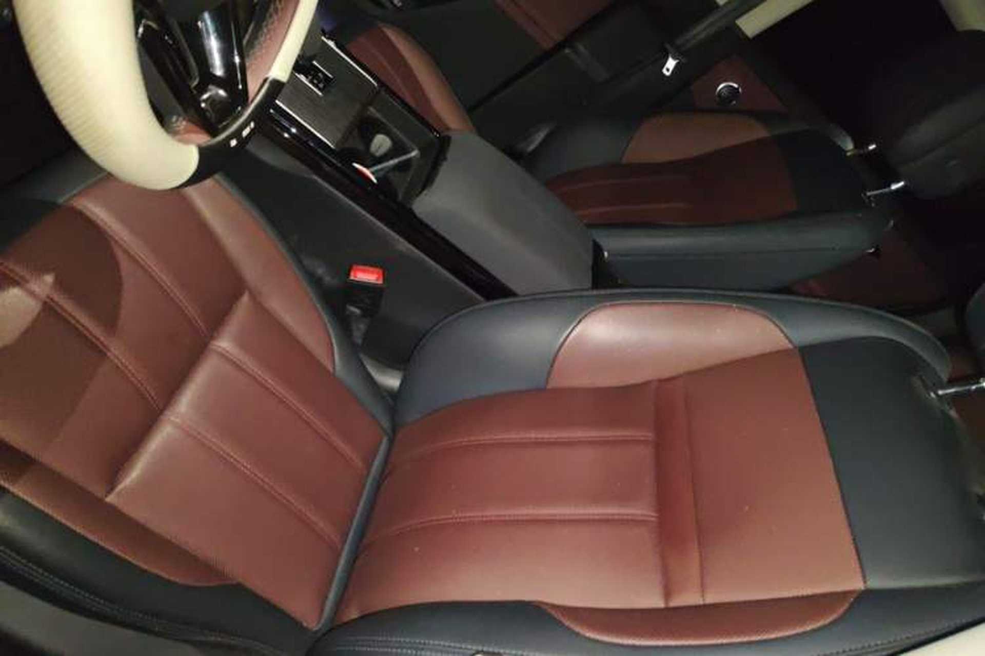 Used Land Rover Range Evoque 2024 Aurora L 249 PS Prestige Light-Chasing Edition Left Front Seat