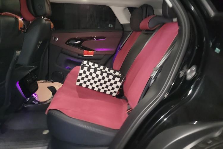 Used Land Rover Range Evoque 2024 Aurora L 249 PS Prestige Light-Chasing Edition Left Rear Seat