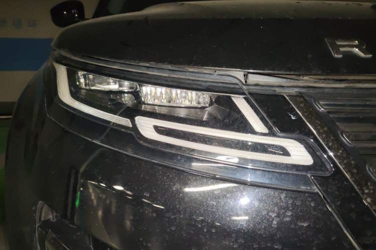 Used Land Rover Range Evoque 2024 Aurora L 249 PS Prestige Light-Chasing Edition Right Front Headlight