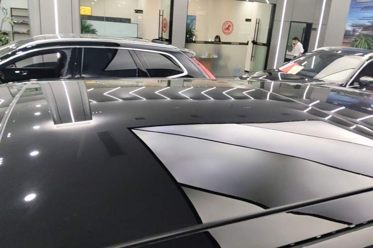 Used Land Rover Range Evoque 2024 Aurora L 249 PS Prestige Light-Chasing Edition Roof