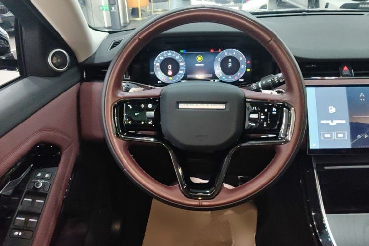 Used Land Rover Range Evoque 2024 Aurora L 249 PS Prestige Light-Chasing Edition Steering Wheel