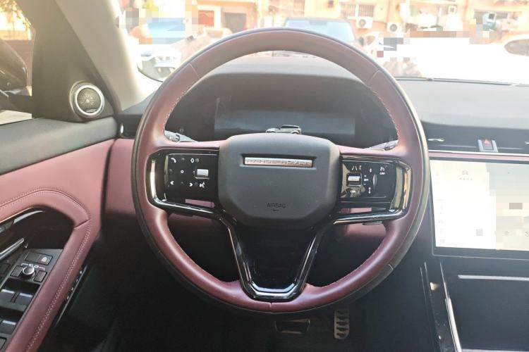Used Land Rover Range Evoque 2024 Aurora L 249 PS Prestige Light-Chasing Edition Steering Wheel