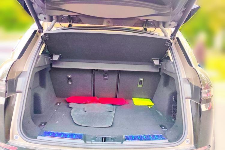 Used Land Rover Range Evoque 2024 Aurora L 249 PS Glowing Limited Edition Trunk