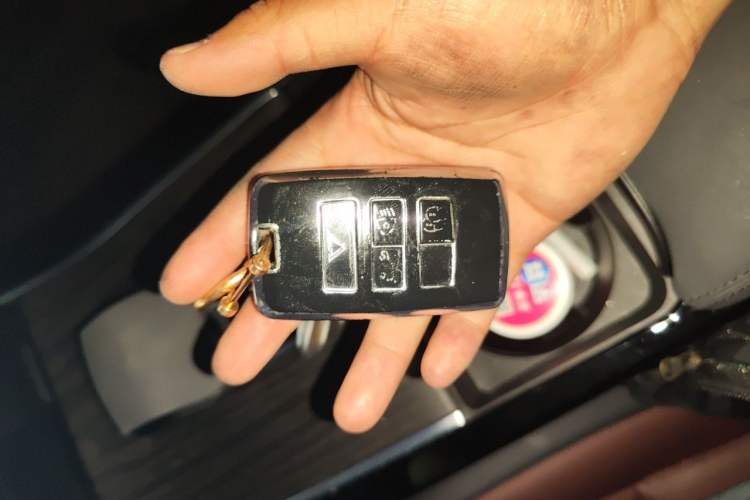 Used Land Rover Range Evoque 2024 Aurora L 249 PS Prestige Light-Chasing Edition Vehicle Key