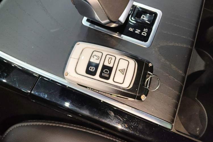 Used Land Rover Range Evoque 2024 Aurora L 249 PS Prestige Light-Chasing Edition Vehicle Key