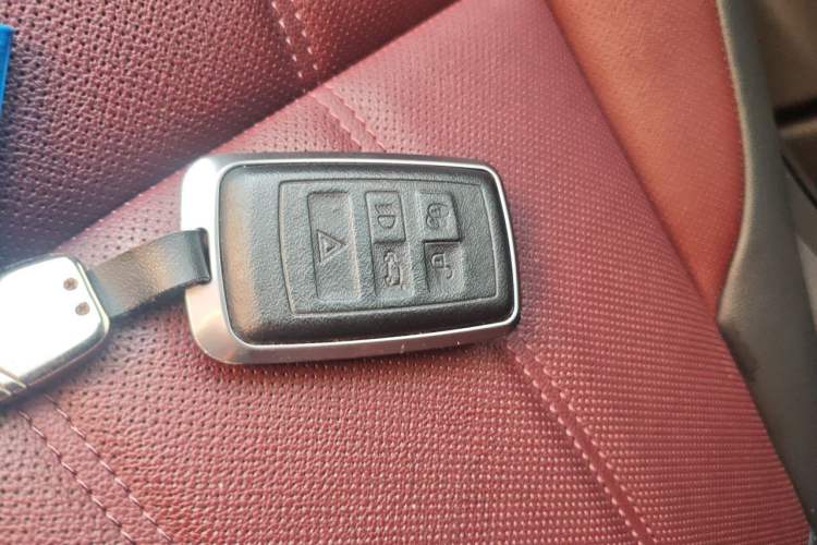 Used Land Rover Range Evoque 2024 Aurora L 249 PS Prestige Light-Chasing Edition Vehicle Key