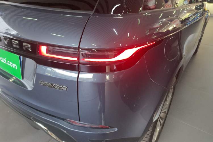 Used Land Rover Range Evoque 2024 Aurora L 249 PS Prestige Light-Chasing Edition Exterior 6