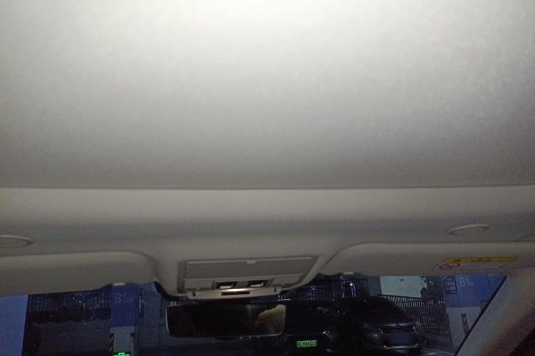 Used Land Rover Range Evoque 2024 Aurora L 249 PS Prestige Light-Chasing Edition Headliner