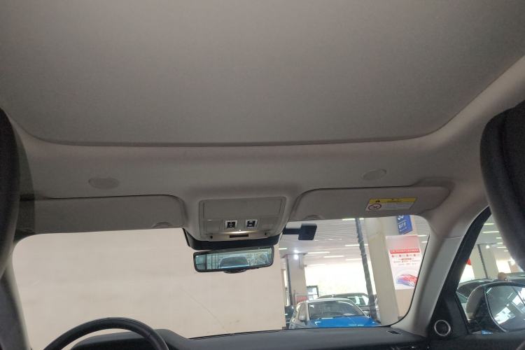 Used Land Rover Range Evoque 2024 Aurora L 249 PS Prestige Light-Chasing Edition Headliner