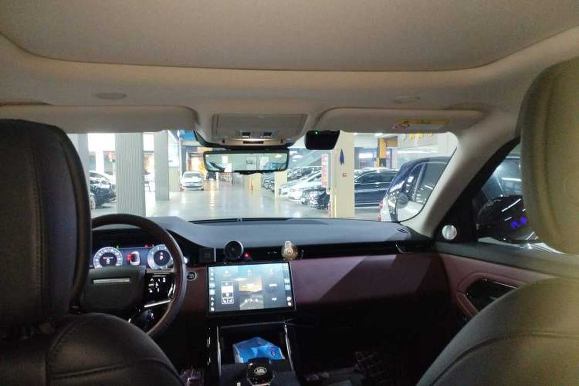 Used Land Rover Range Evoque 2024 Aurora L 249 PS Glowing Limited Edition Headliner