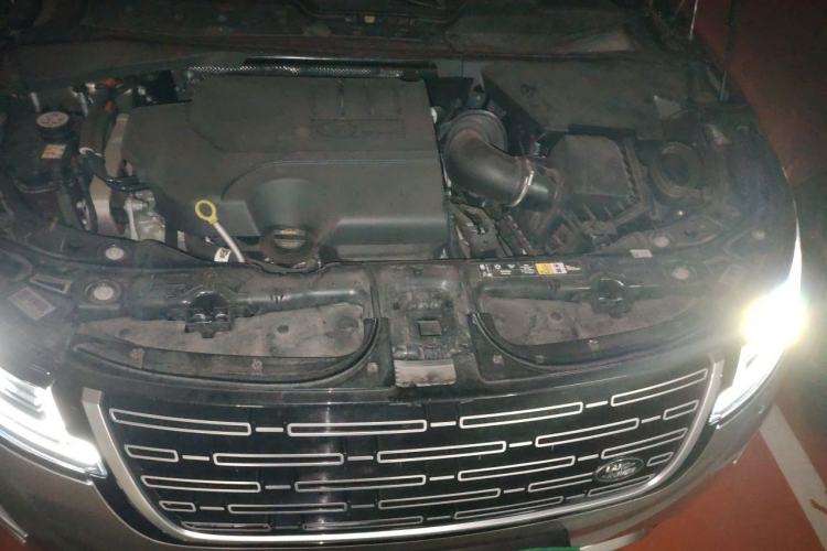 Used Land Rover Range Evoque 2024 Aurora L 249 PS Glowing Limited Edition Engine Bay