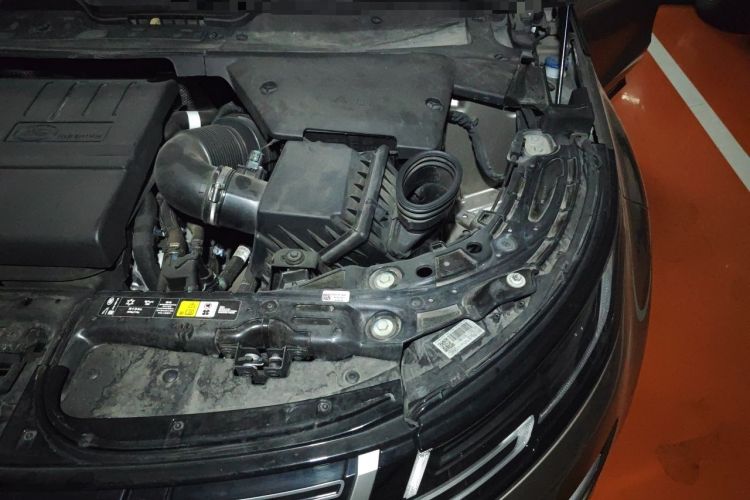 Used Land Rover Range Evoque 2024 Aurora L 249 PS Glowing Limited Edition Engine Bay Left