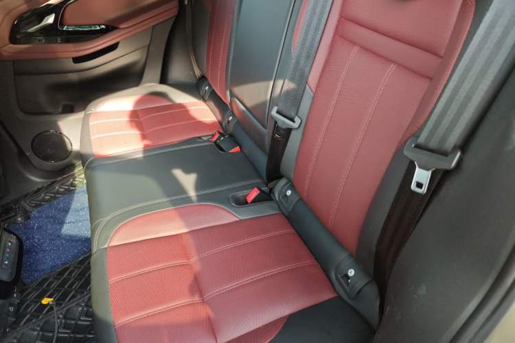Used Land Rover Range Evoque 2024 Aurora L 249 PS Glowing Limited Edition Left Rear Seat