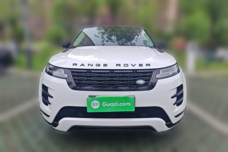Used Land Rover Range Evoque 2024 Aurora L 249 PS Prestige Light-Chasing Edition Front