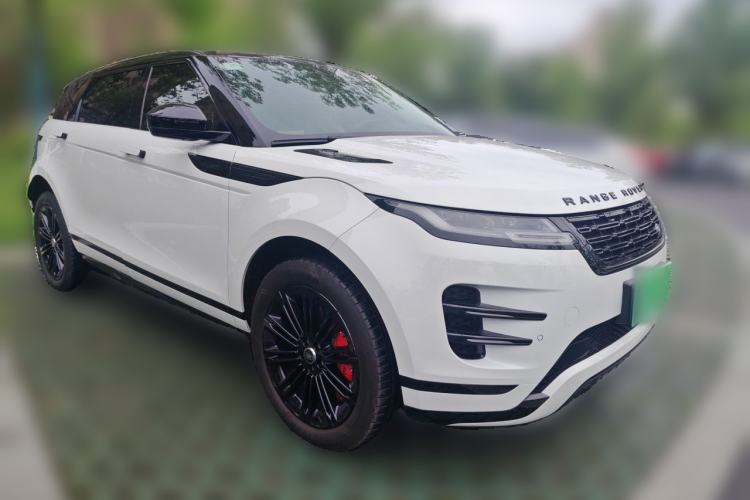 Used Land Rover Range Evoque 2024 Aurora L 249 PS Prestige Light-Chasing Edition Front Right 45 Deg
