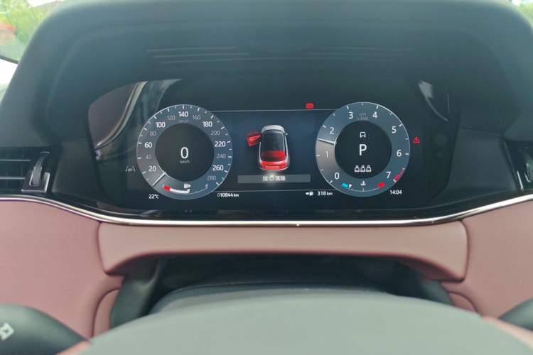 Used Land Rover Range Evoque 2024 Aurora L 249 PS Prestige Light-Chasing Edition Instrument Cluster