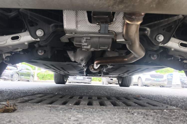 Used Land Rover Range Evoque 2024 Aurora L 249 PS Prestige Light-Chasing Edition Chassis Rear