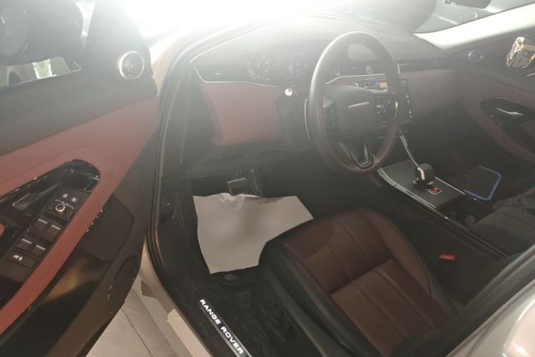 Used Land Rover Range Evoque 2024 Aurora L 249 PS Prestige Light-Chasing Edition Driver Seat