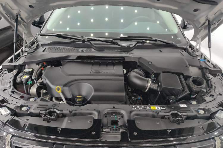 Used Land Rover Range Evoque 2024 Aurora L 249 PS Prestige Light-Chasing Edition Engine Bay