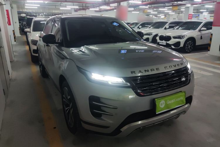 Used Land Rover Range Evoque 2024 Aurora L 249 PS Prestige Light-Chasing Edition Front Right 45 Deg