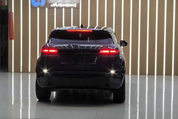 Used Land Rover Range Evoque 2024 Aurora L 249 PS Prestige Light-Chasing Edition Interior 4