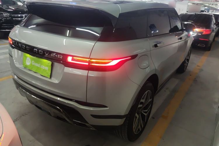 Used Land Rover Range Evoque 2024 Aurora L 249 PS Prestige Light-Chasing Edition Rear Right 45 Deg