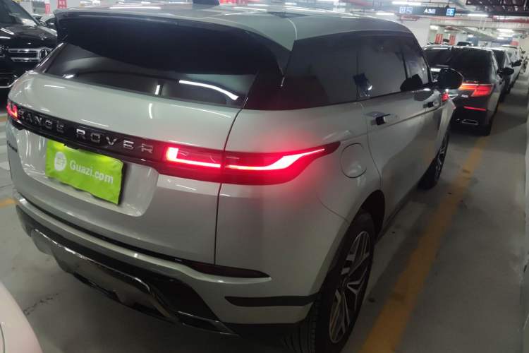 Used Land Rover Range Evoque 2024 Aurora L 249 PS Prestige Light-Chasing Edition Right Rear Taillight