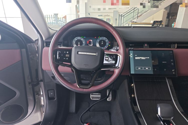 Used Land Rover Range Evoque 2024 Aurora L 249 PS Prestige Light-Chasing Edition Steering Wheel