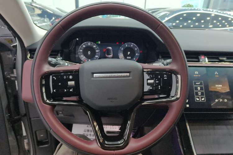 Used Land Rover Range Evoque 2024 Aurora L 249 PS Prestige Light-Chasing Edition Steering Wheel