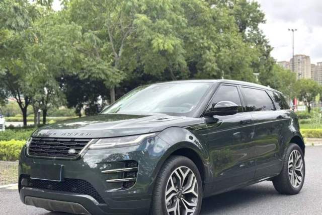 Used Land Rover Range Evoque 2024 Aurora L 249 PS Prestige Light-Chasing Edition