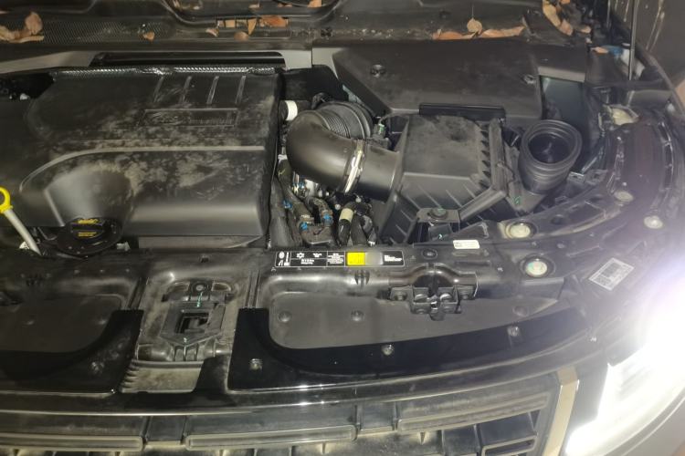 Used Land Rover Range Evoque 2024 Aurora L 249 PS Prestige Light-Chasing Edition Engine Bay Left
