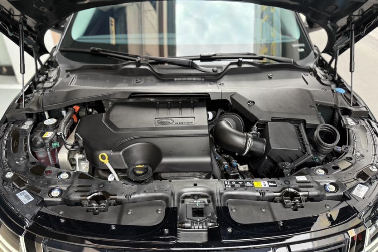 Used Land Rover Range Evoque 2024 Aurora L 249 PS Prestige Light-Chasing Edition Engine Bay