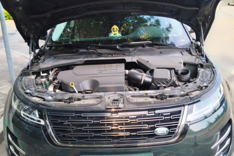 Used Land Rover Range Evoque 2024 Aurora L 249 PS Glowing Limited Edition Engine Bay