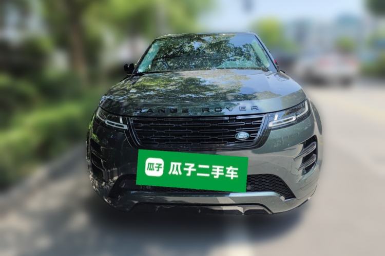 Used Land Rover Range Evoque 2024 Aurora L 249 PS Prestige Light-Chasing Edition Front