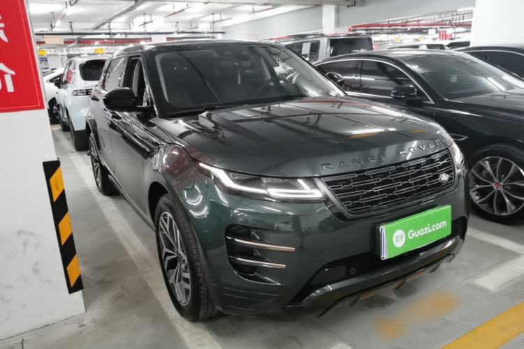 Used Land Rover Range Evoque 2024 Aurora L 249 PS Prestige Light-Chasing Edition Front Right 45 Deg