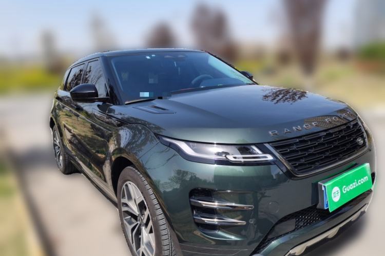 Used Land Rover Range Evoque 2024 Aurora L 249 PS Prestige Light-Chasing Edition Front Right 45 Deg