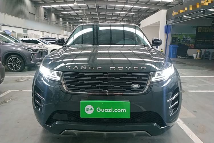 Used Land Rover Range Evoque 2024 Aurora L 249 PS Prestige Light-Chasing Edition Front
