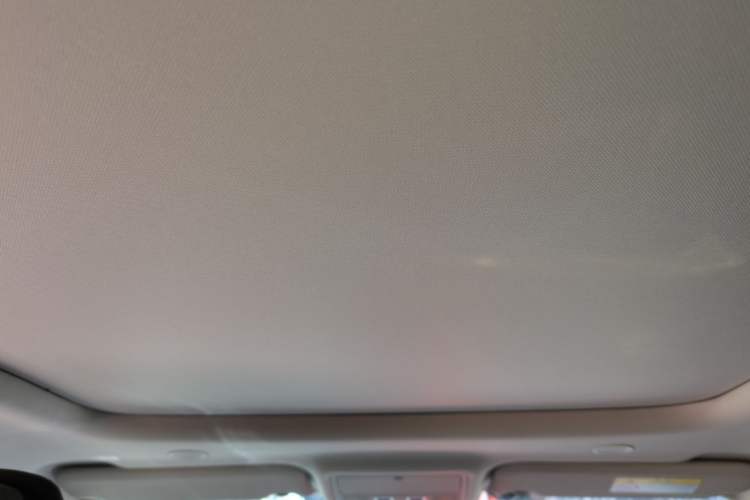 Used Land Rover Range Evoque 2024 Aurora L 249 PS Prestige Light-Chasing Edition Headliner