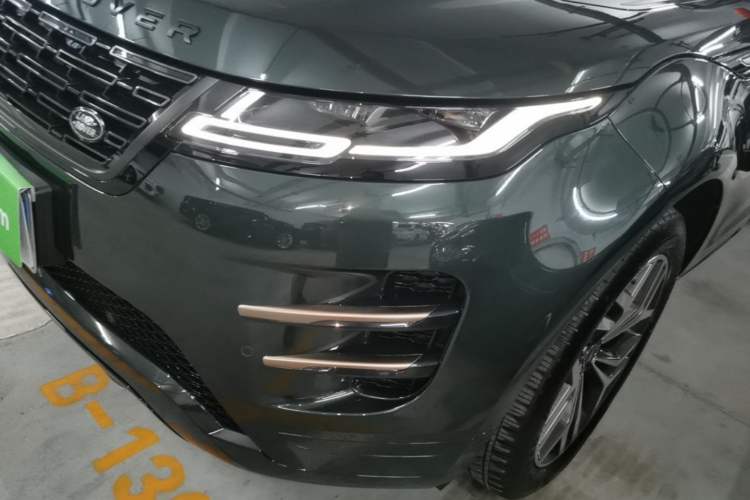 Used Land Rover Range Evoque 2024 Aurora L 249 PS Prestige Light-Chasing Edition Left Front Headlight