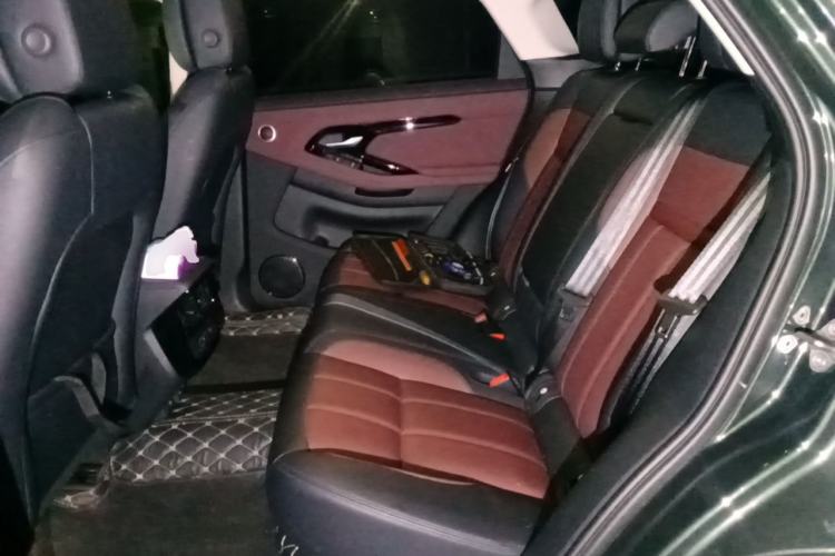 Used Land Rover Range Evoque 2024 Aurora L 249 PS Prestige Light-Chasing Edition Left Rear Seat